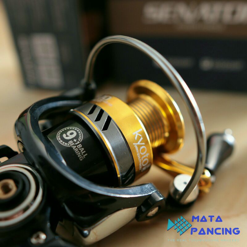 Reel kyoto senator 1000 2000 3000 4000 6000 power handle free spool