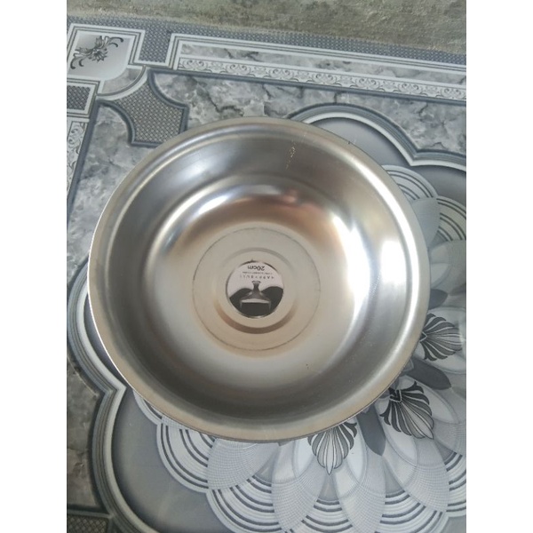 mangkuk stainless ukuran 16cm dan 18 cm/baskom stainless