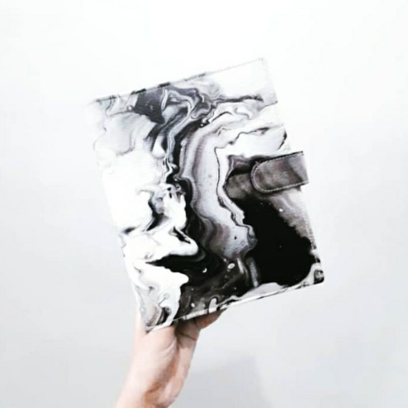 

Binder Printing Custom 20 Ring - Black Marble
