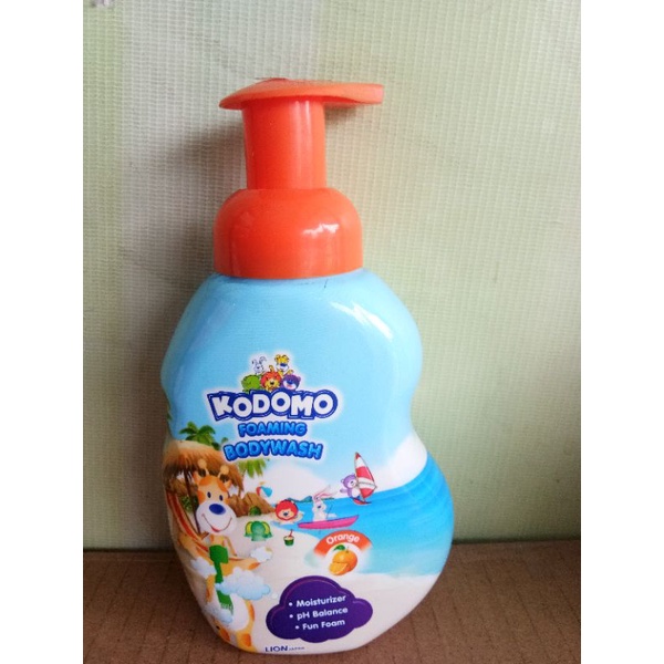 KODOMO FOAMING BODYWASH STRAWBERRY, ORANGE 250ML