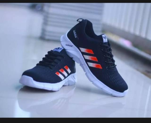 Sepatu adidas sembur/sepatu olahraga cowok/sepatu lari cowok