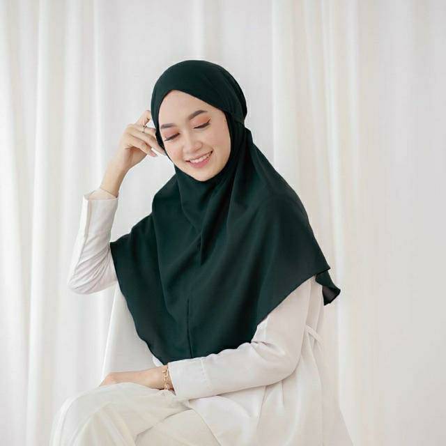 HIJAB/JILBAB/KERUDUNG BERGO INSTAN MARYAM DIAMOND TALI HAMIDAH ( L)