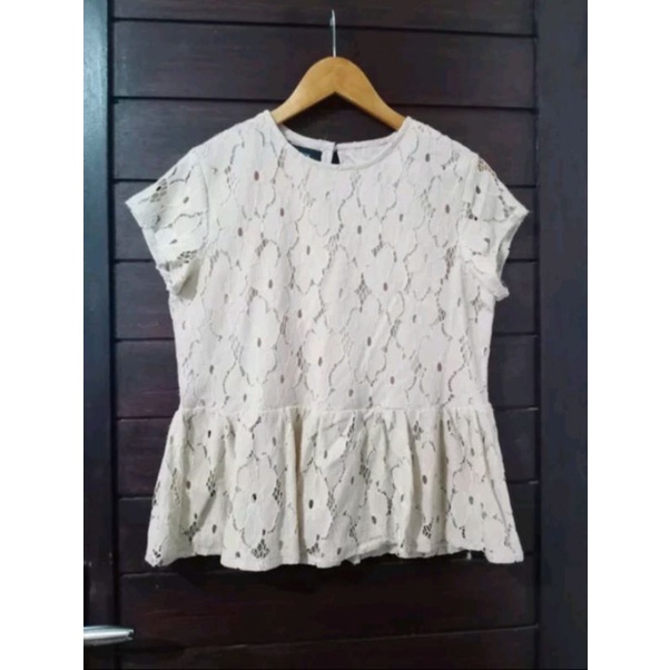 Blouse Sabrina Kakkoii kode A.2.second branded atasan wanita.pakaian preloved branded