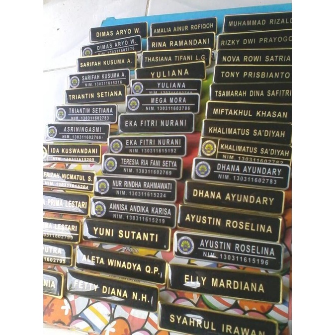 

BAYAR DITEMPAT nama dada / name tag magnet LIMITED EDITION Kode 1339