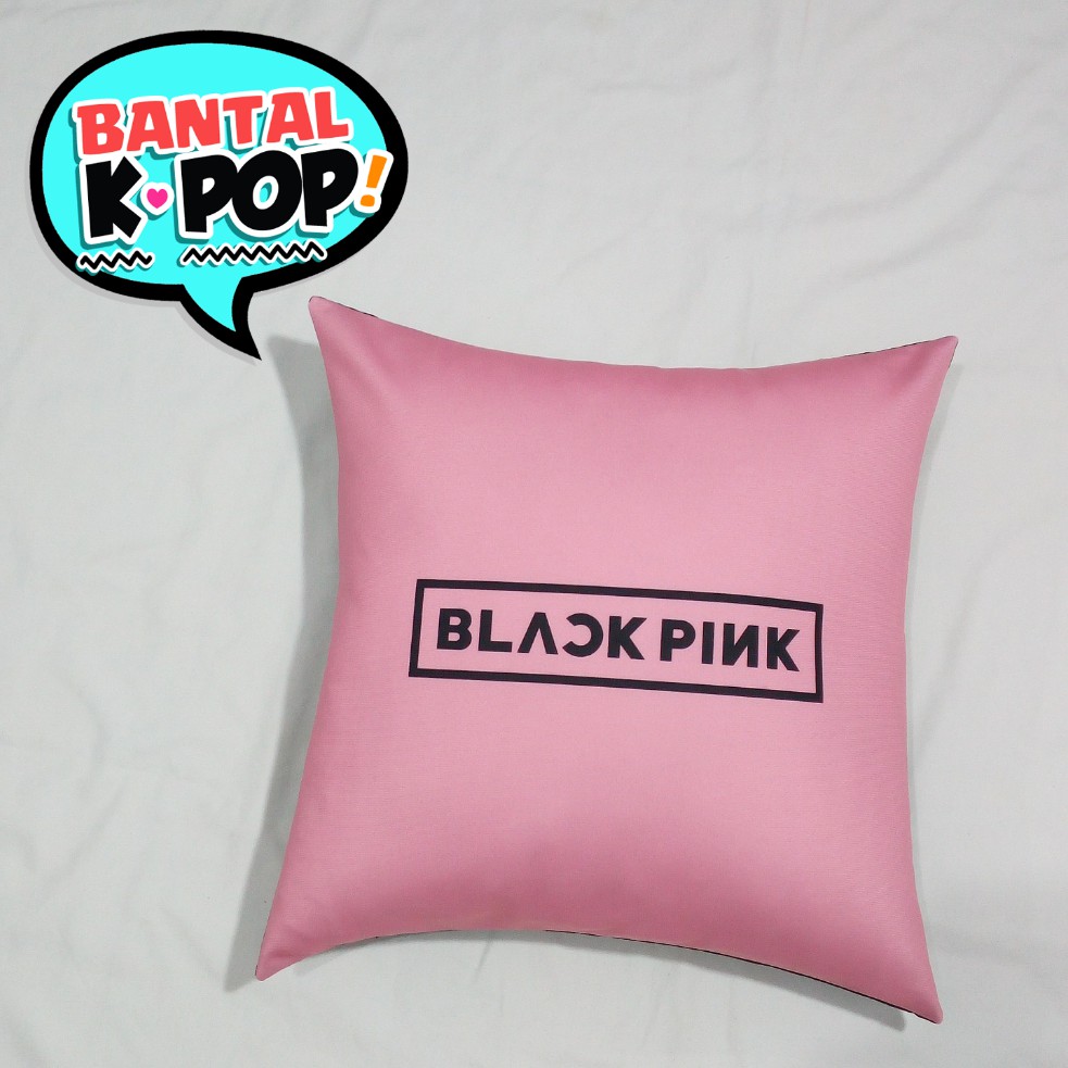 Bantal K Pop BLACKPINK Tema Logo BLACKPINK Pink Size 40x40cm