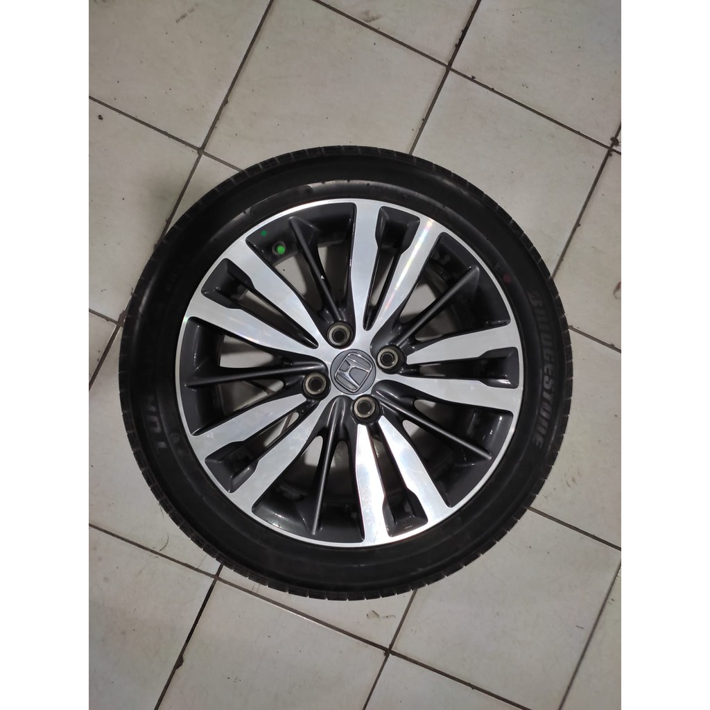 Jual Velg Mobil Copotan Cabutan Seken Oem Honda Jazz Rs R Pcd X Berikut Dan Ban Seken