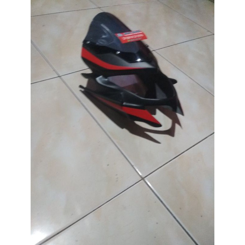 Cover headlamp Honda All New CB150R Hitam doff list merah