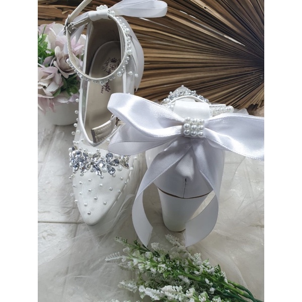 sepatu v merrisa putih jaring pita cantik 12cm