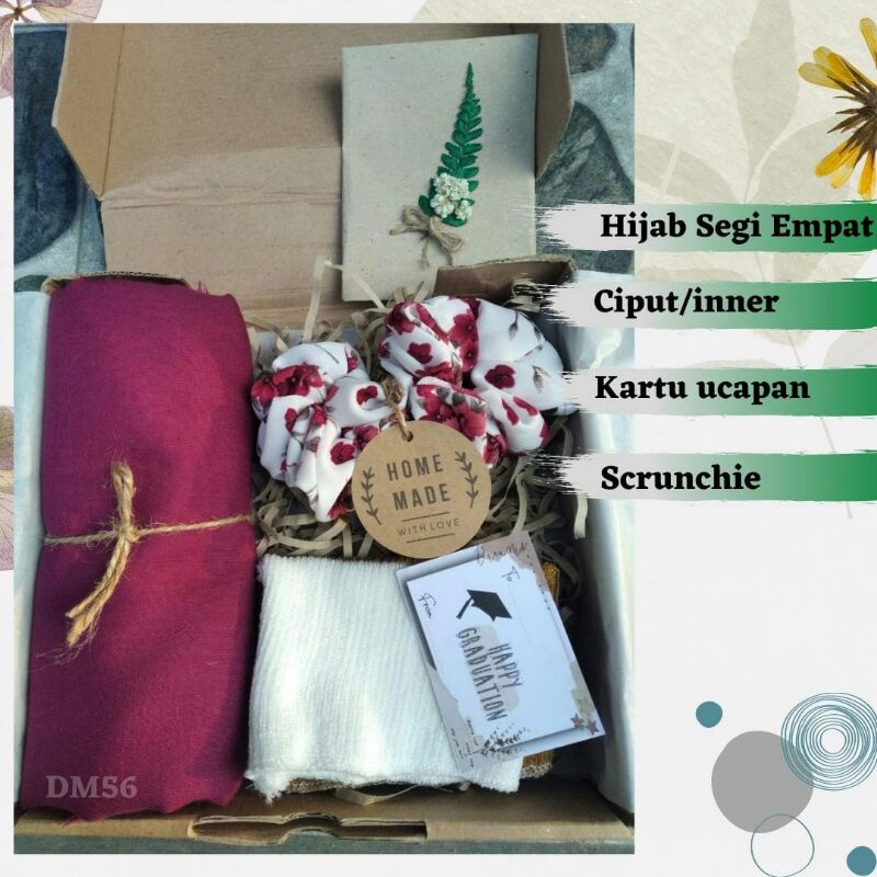 

Gift Box/Hampers hadiah ultah/wisuda