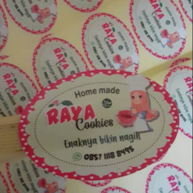 

Cetak stiker vinyl oval a3+ cutting sehari jadi