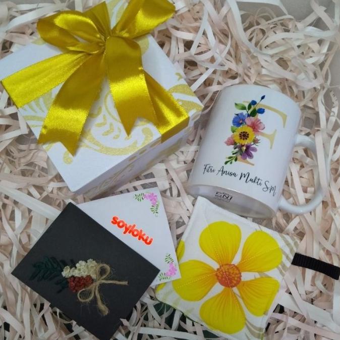 

Best Product!!! Gift For Her | Kado Cewek | Kado Ulang Tahun | Kado Wisuda | Hampers | - Paling Diminati