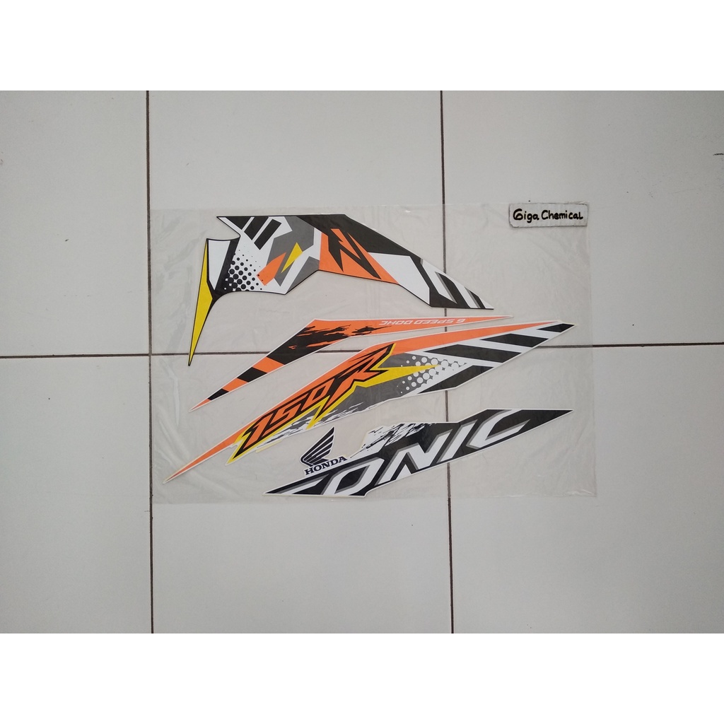 Striping Sticker Lis Honda Sonic 150 r 2016 2017 Hitam Putih Original