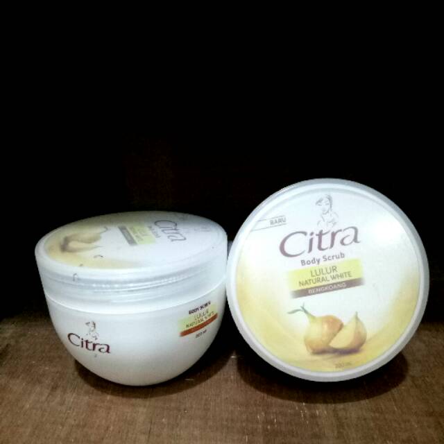 Citra Body Scrub Lulur Natural White (Bengkoang) 200ml