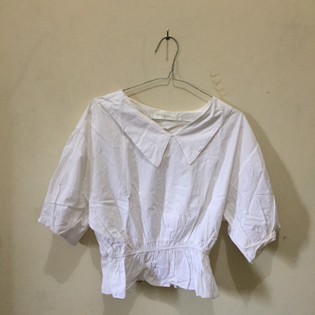 Preloved avenue white