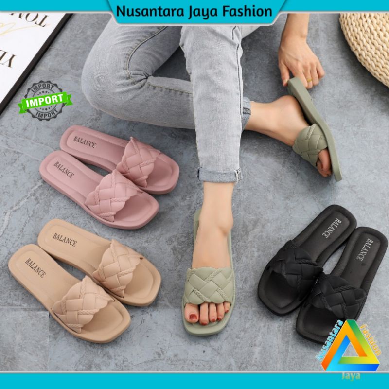 12.12 Sandal Jelly Wanita Slip On Balance 1236 29 VRLNSN