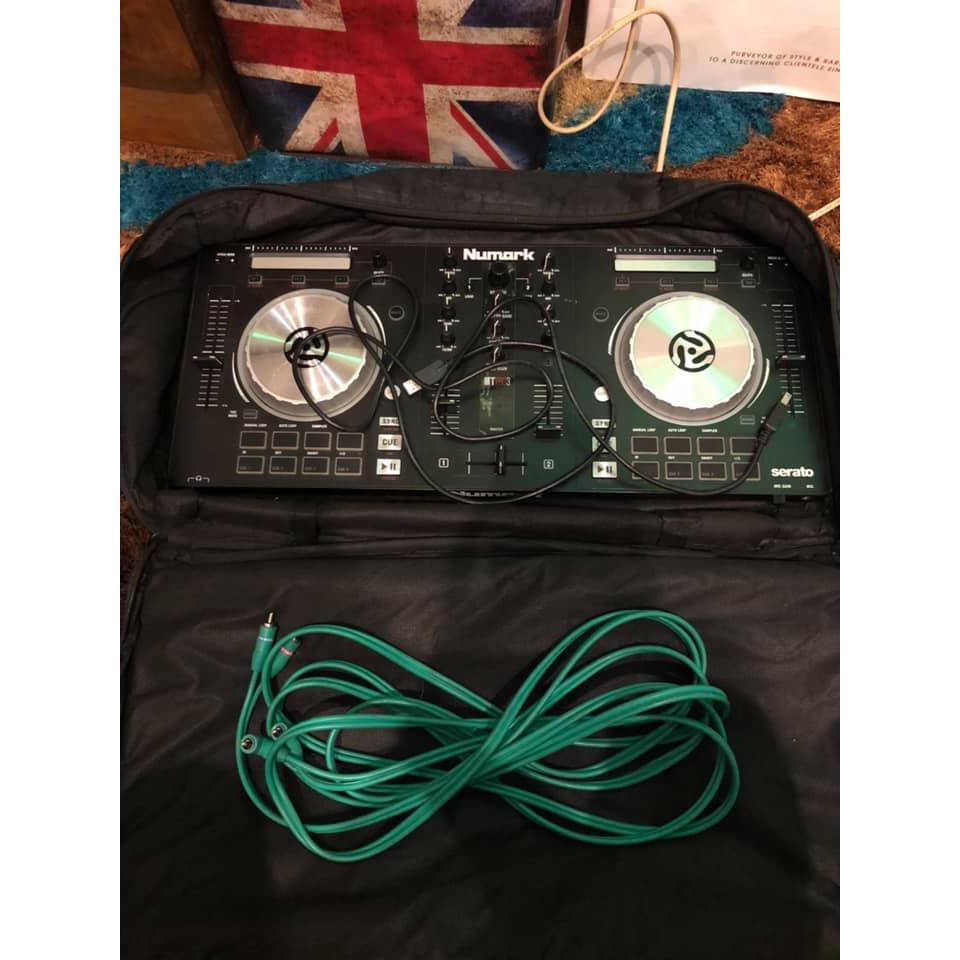 Numark Mixtrack Pro 3