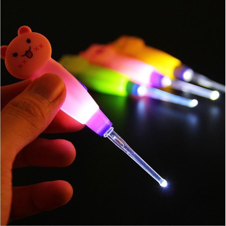 Earpick LED Karakter Cartoon Lucu Cute Animal Korek Kuping Karakter LED Pembersih telinga (BIC)