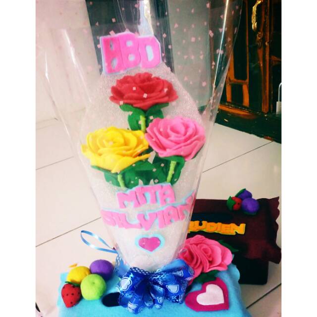 

Bunga hadiah ulang tahun