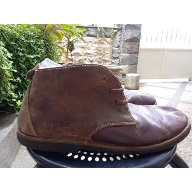 Sepatu kulit second branded