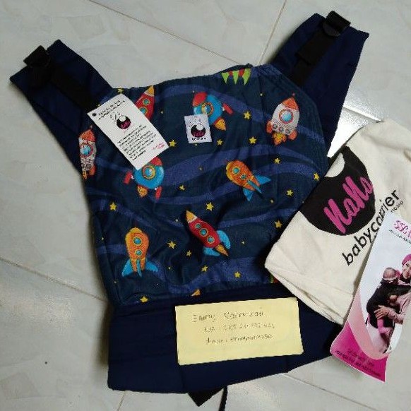 Gendongan SSC Nana standart motif rocket