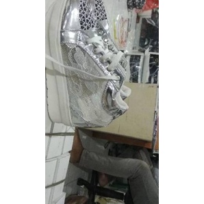 Sepatu Wanita Brukat Hak Dalam SPS 09