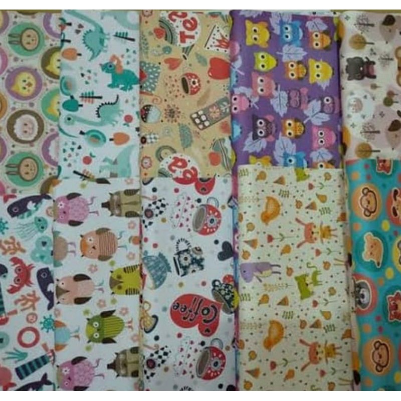 Bungkus Kertas Kado Motif Random