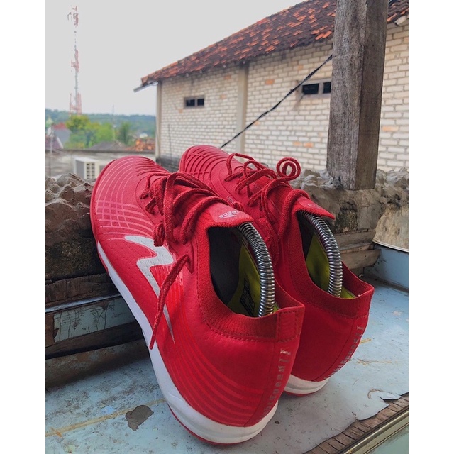 Specs accelarator lightspeed 2 In