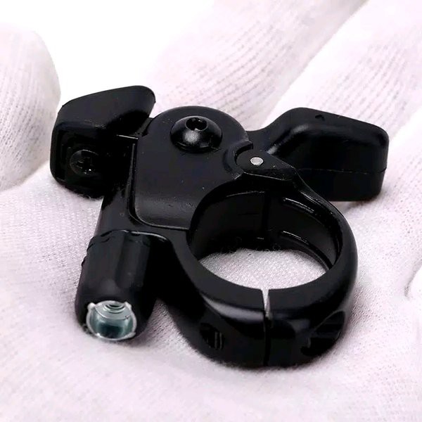 berkualitas  remot remote fork lock out .. bisa untuk rst sr suntour rockshox marzocchi fox  amanah