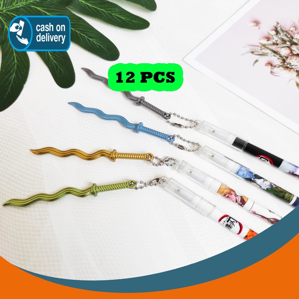 

SELUSIN PULPEN GANTUNGAN PEDANG KERIS KRISS DEMON SLAYER KIMETSU NO YAIBA ISI 12 PCS PEN GEL PENA WARNA WARNI BOLPEN