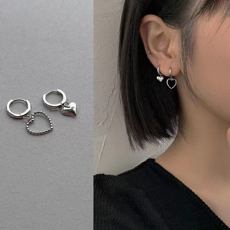 Anting Bentuk Hati Asimetris Gaya Korea