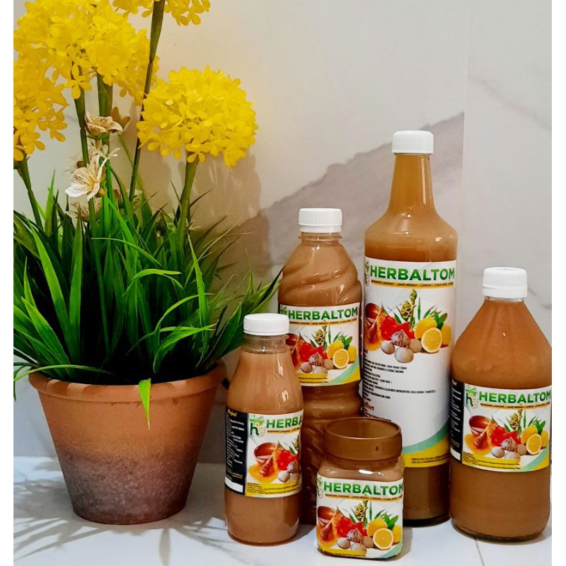 

JAMU HERBALTOM 200ML BAWANG LANANG, CUKA APEL, LEMON, MADU, CEGAH CORONA, KOLESTEROL, DARAH TINGGI