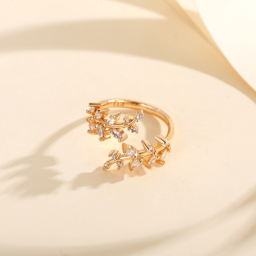 Y698【Barang spot】Cincin 18K Emas  Pesona Cabang Zaitun Daun Terbuka Cincin Pernikahan Cincin Perhiasan