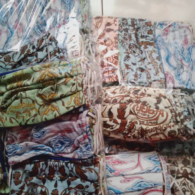 Masker motif Batik 2 ply katun adem earloop