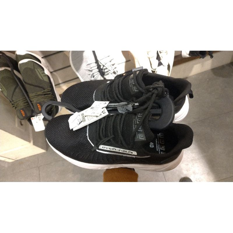 [ JASTIP ] Sepatu Sneakers Pull And Bear