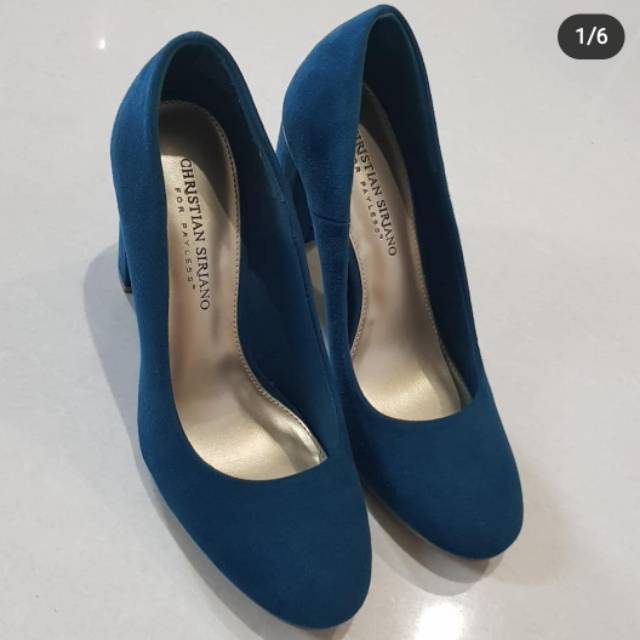 Sepatu christian siriano
