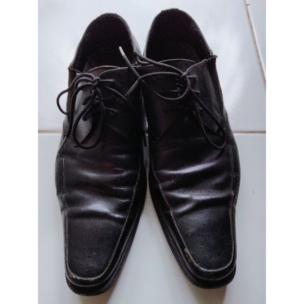 Preloved sepatu kulit pria Pedro