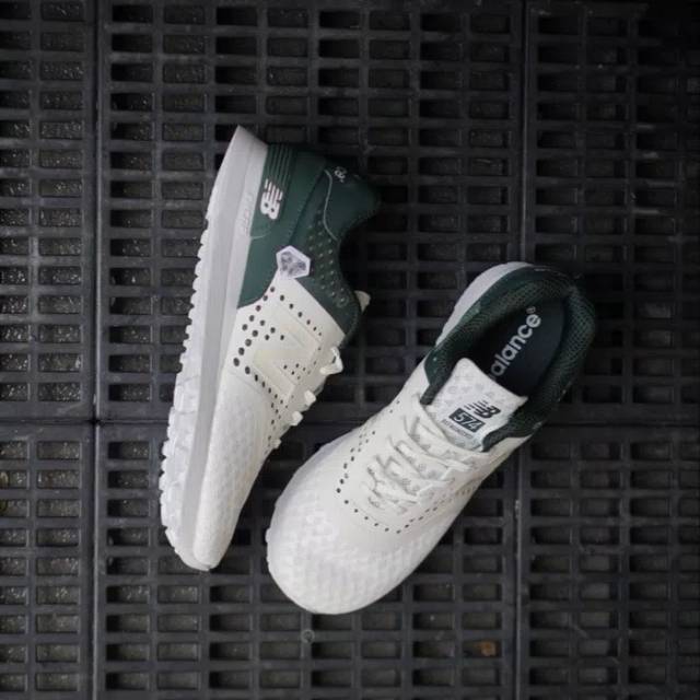 

NB REENERGERING WHITE GREEN