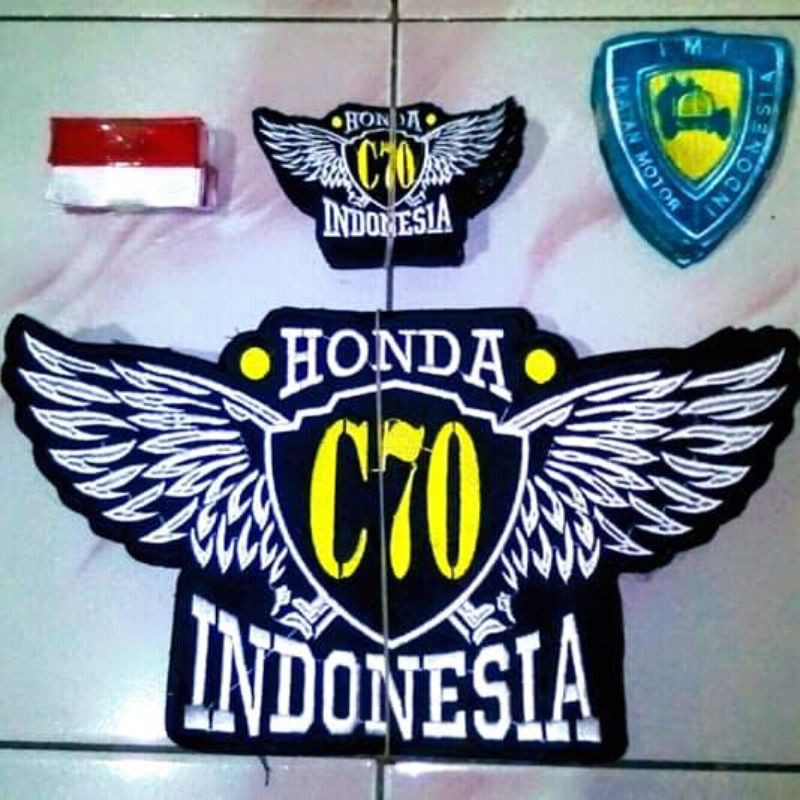 Emblem Bordir C70 untuk jaket