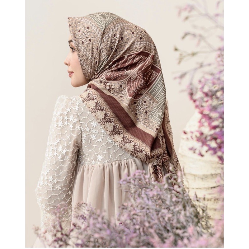 READY SOON JULANG SCARF TOPKAPI WEARING KLAMBY