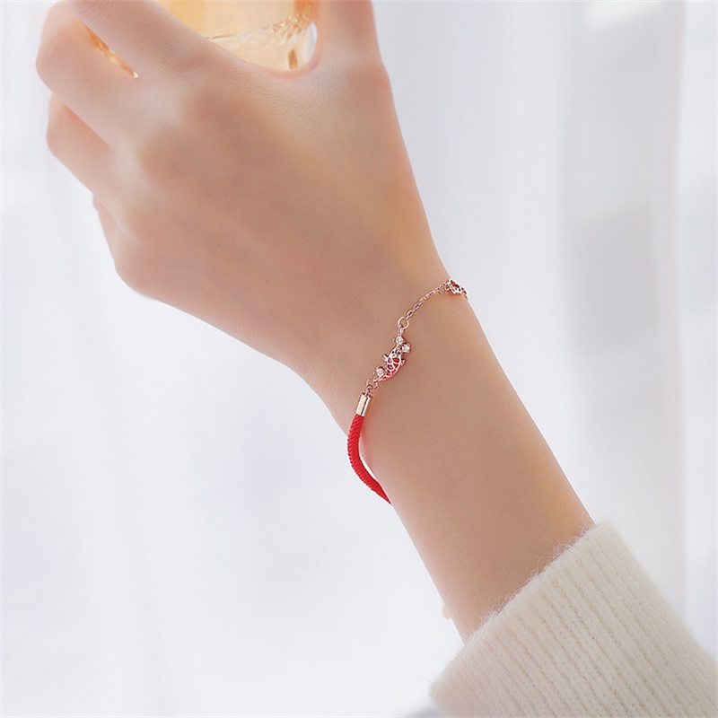 Gelang Tali Warna Merah Untuk Wanita