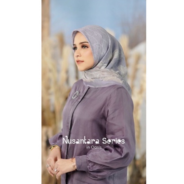 Buttonscarves Nusantara Series Oasis dan Savanna