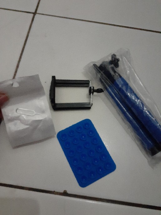 (bayar Di Tempat) Tempelan Hp / Handphone / Gojek Holder Gurita Tentakel 3m