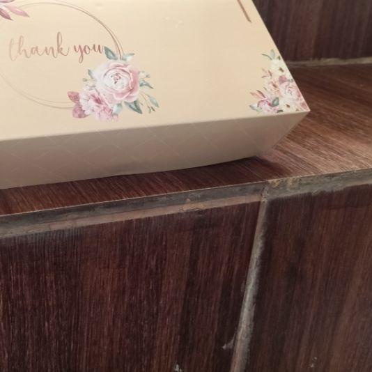 

box kotakkue glossy laminating pe 22x10x5 cantiik perpack isi 30