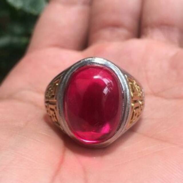 Cincin Pria Titanium Batu Merah Delima Kecil Good Quality