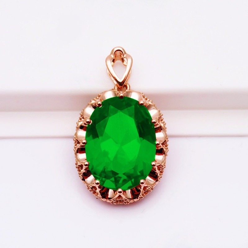 [Ready Stock]Fashion Hollowed-out Lace Inlaid Colored Gemstone Pendant 18K Rose Gold Plated Necklace