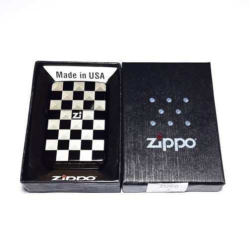 Korek Zippo Black Ice Motif Catur Chessboard Premium Grade Ori - Free Box MANCIS ZIPPO MOTIF CATUR