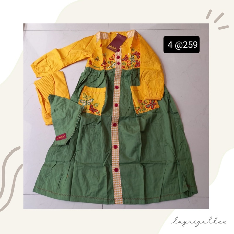 Baju Muslim Anak Perempuan Size 4 by Rumah Dannis