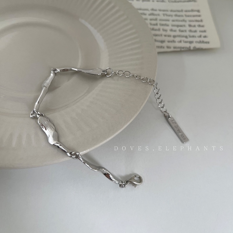 Gelang Tangan silver Desain Asimetris Gaya hip hop Untuk Wanita