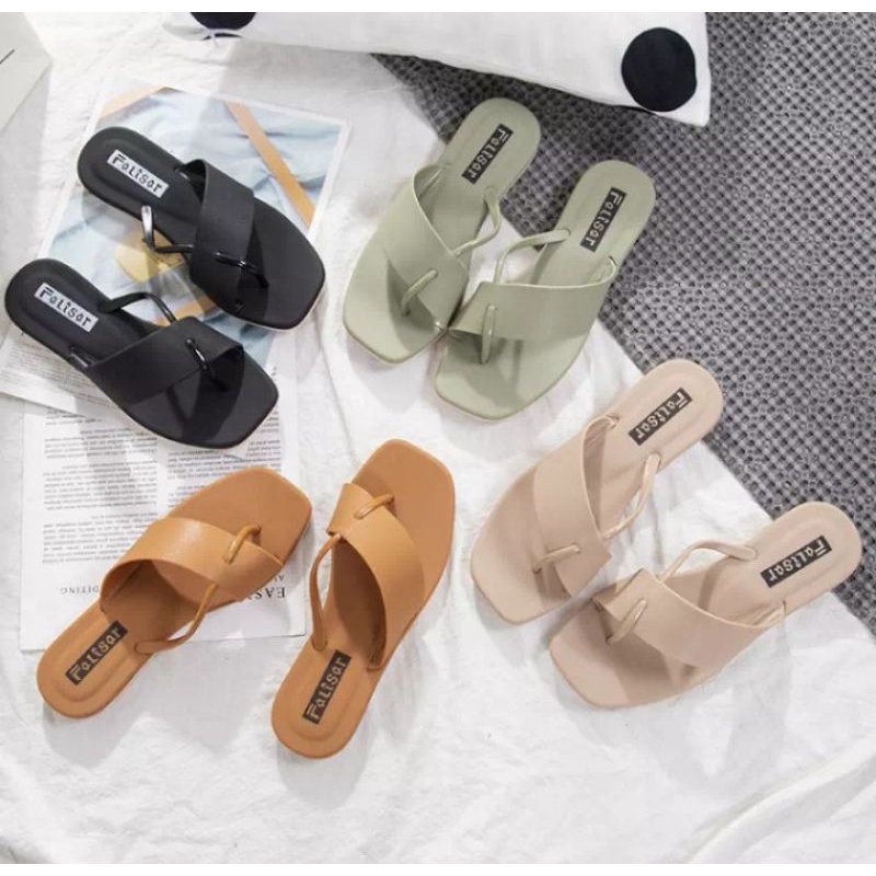 SANDAL KETEPLEK WANITA JEPIT SILANG