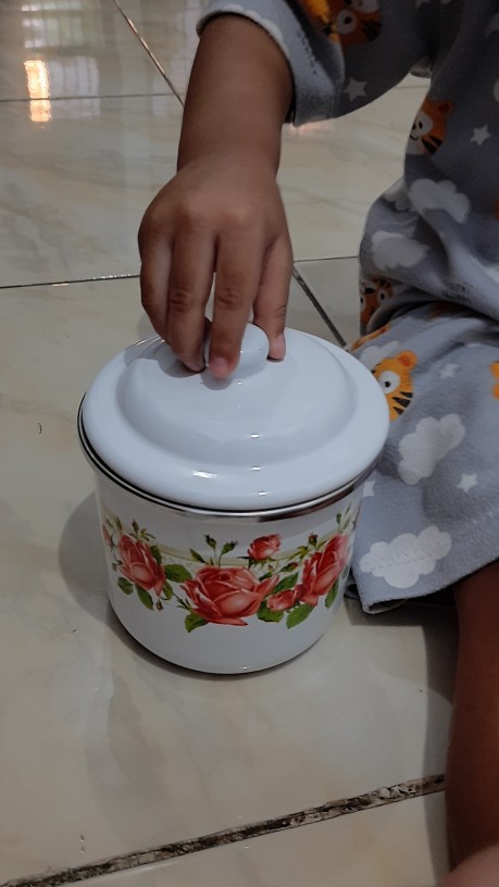 Ideal Mug Enamel 10 Cm Ber Motif Bunga Indah